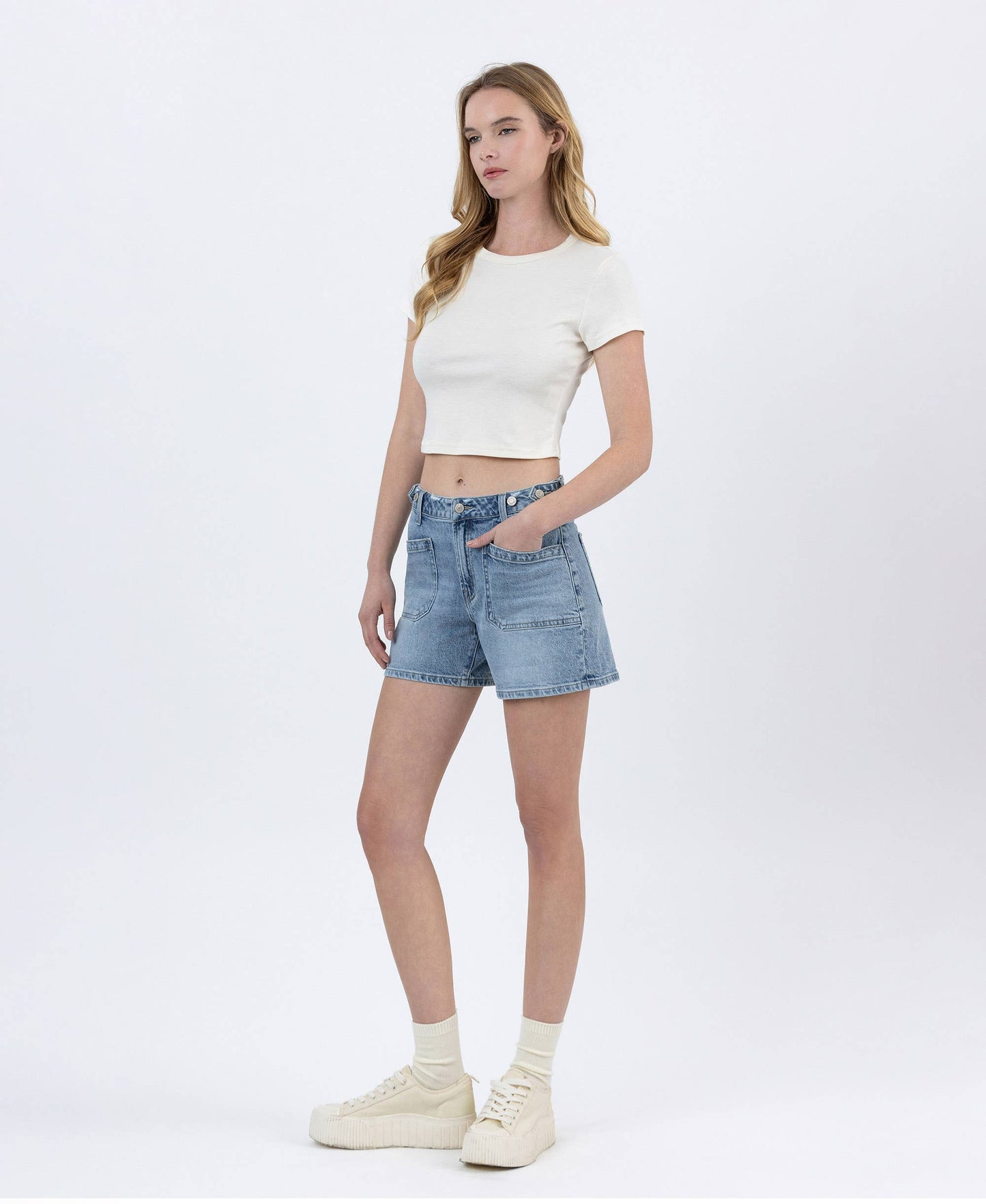 High rise tabbed waste banned cuffed denim shorts