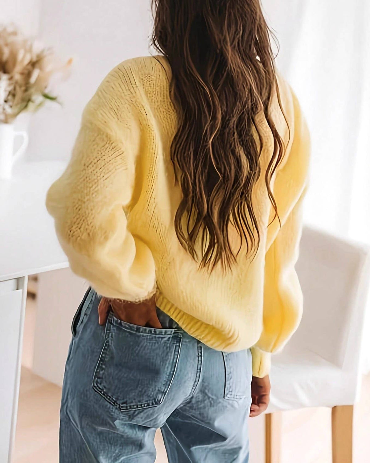 Light Knit Sweater