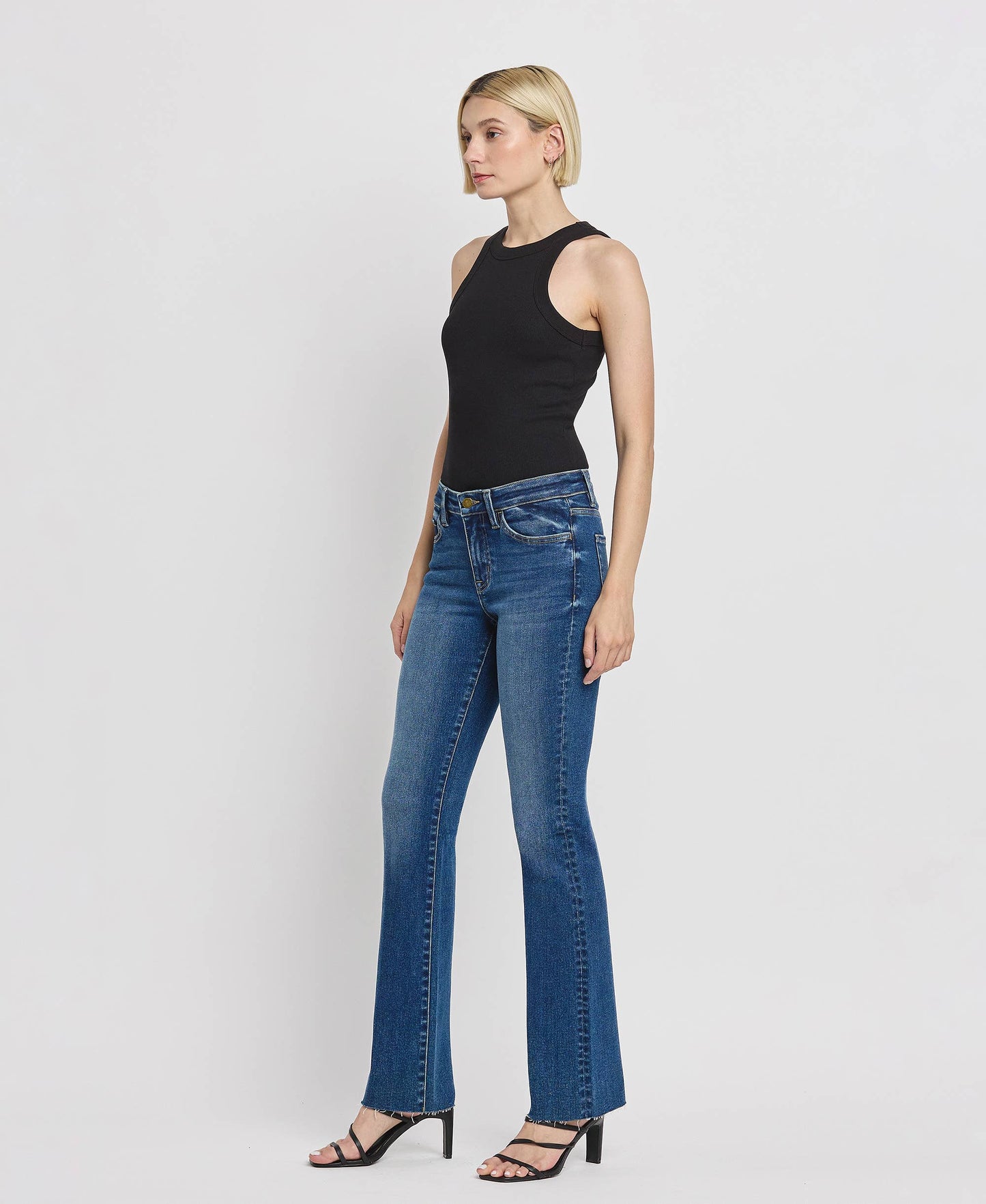 MID RISE SLIM BOOTCUT JEANS