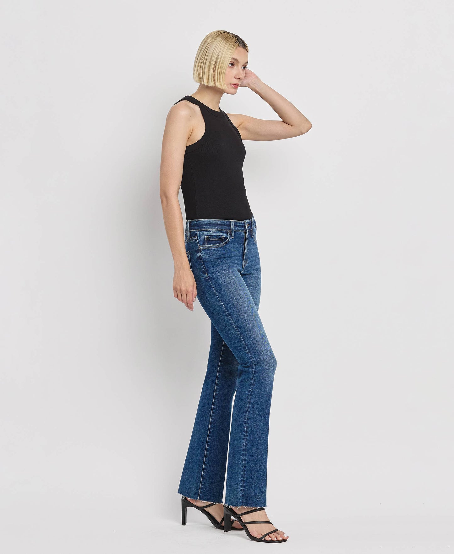 MID RISE SLIM BOOTCUT JEANS